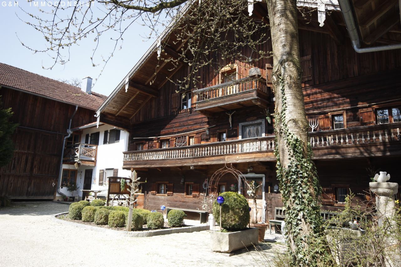 Nebenhaus/ voll restauriertes Bauernhaus