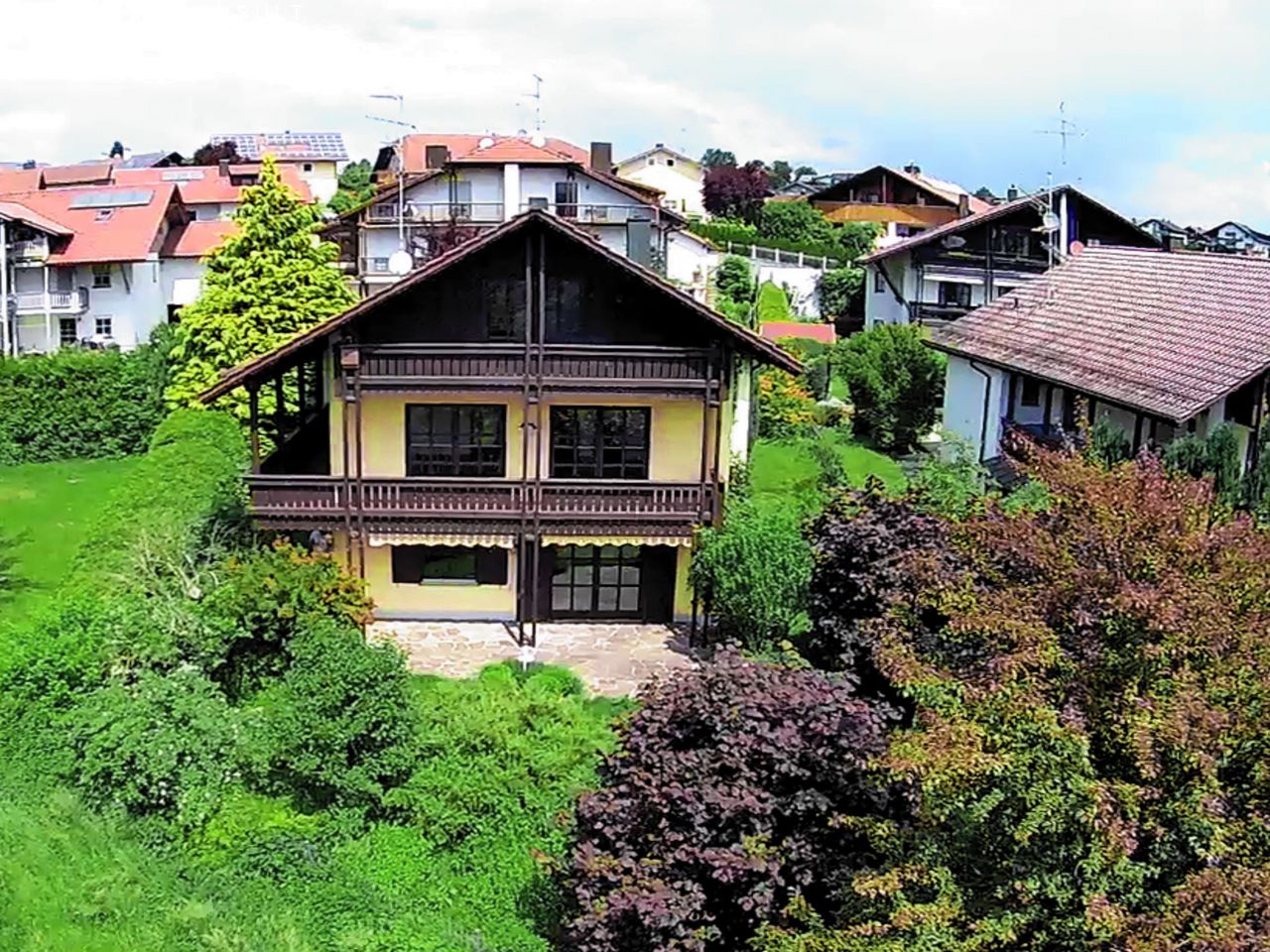 Süd-Ansicht, Terrasse,Garten