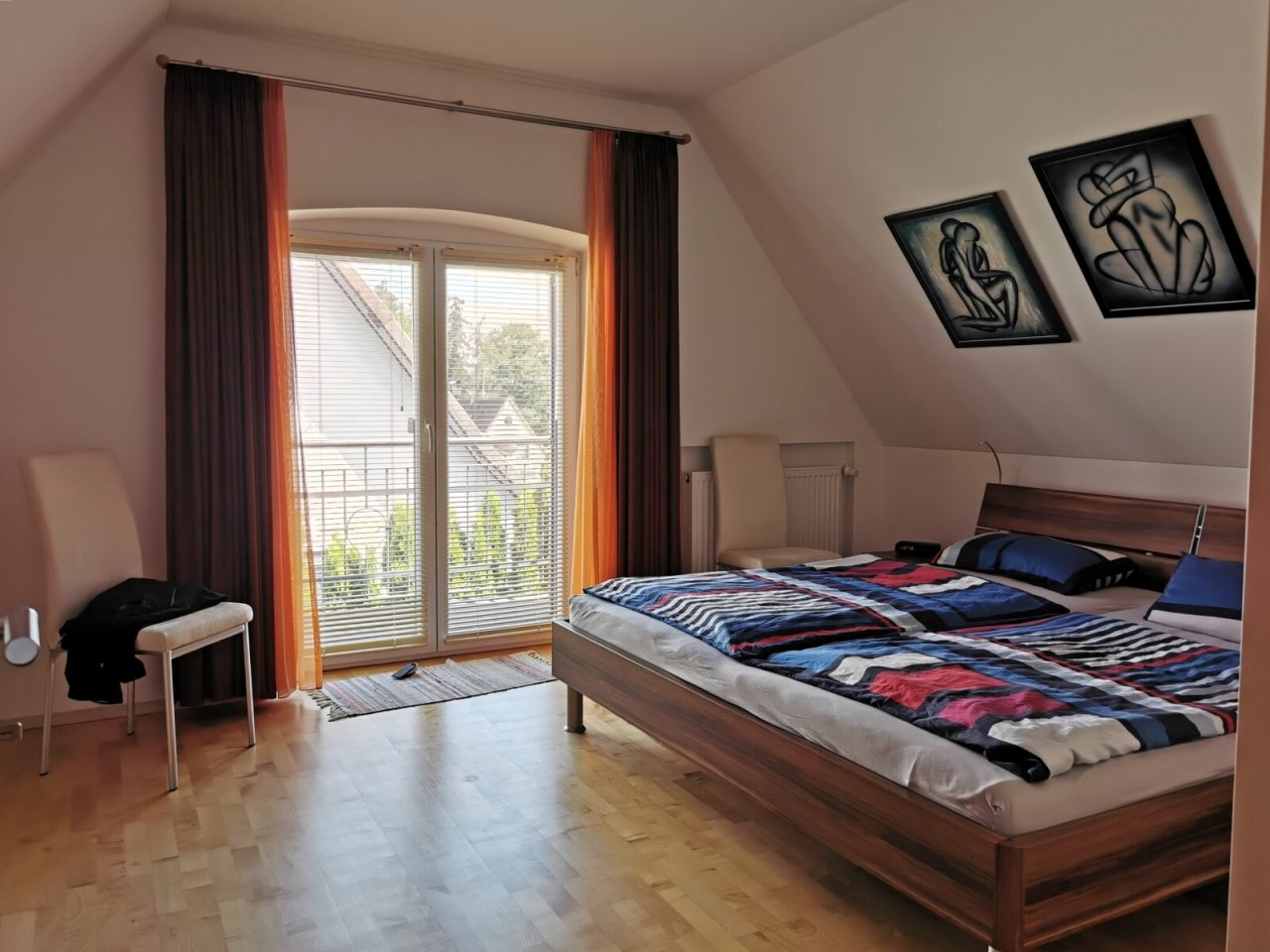 Schlafzimmer/Ausgang Balkon/OG Schlafzimmer/Ausgang Balkon/OG
