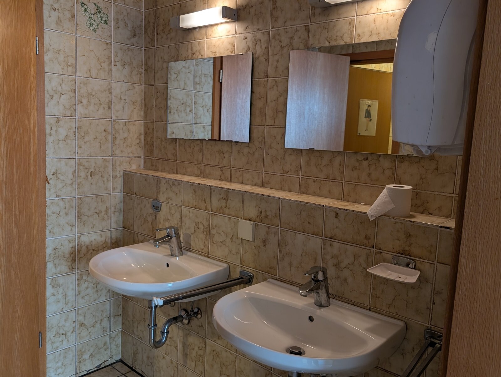 Toiletten 2.OG Toiletten 2.OG