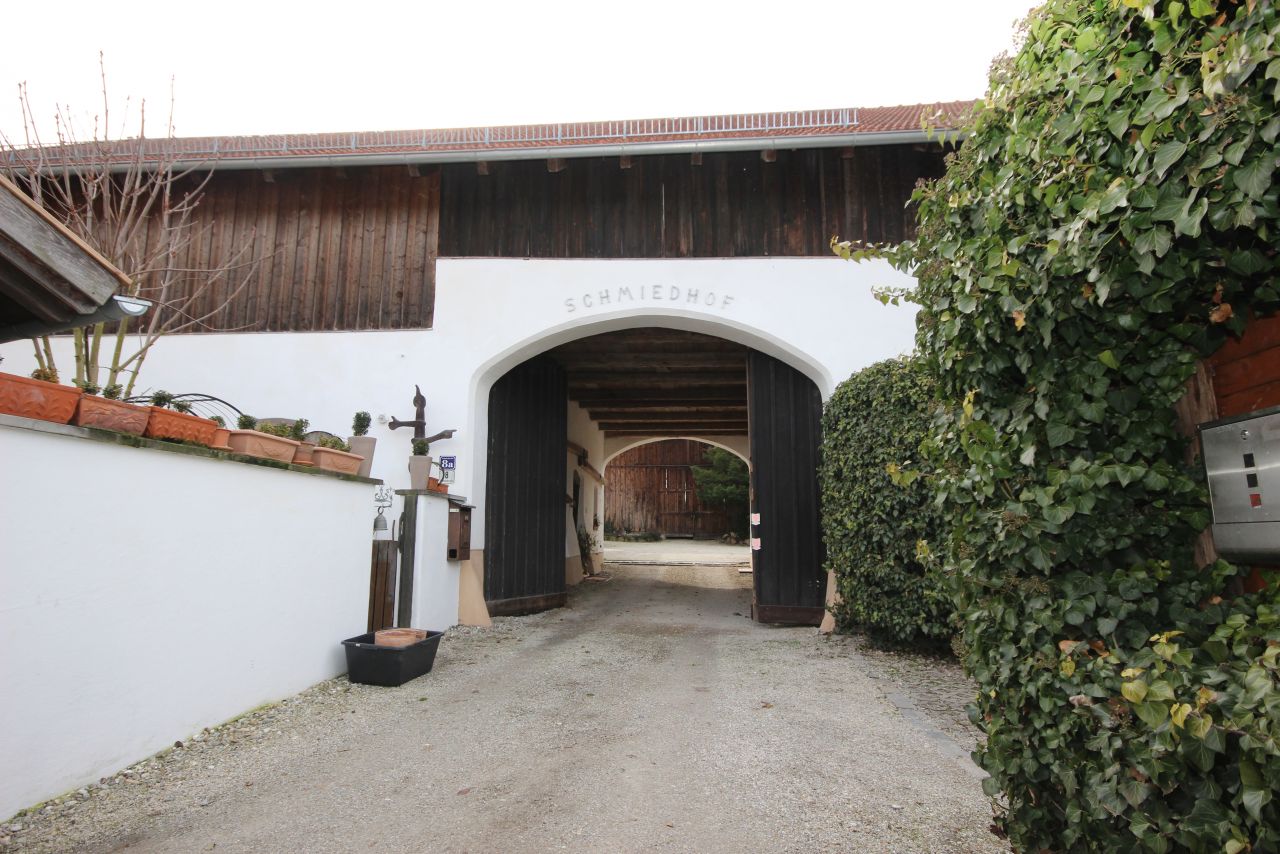 Eingang Gewölbewohnung/Vor-bzw. Durchfahrt Innenhof/Garten